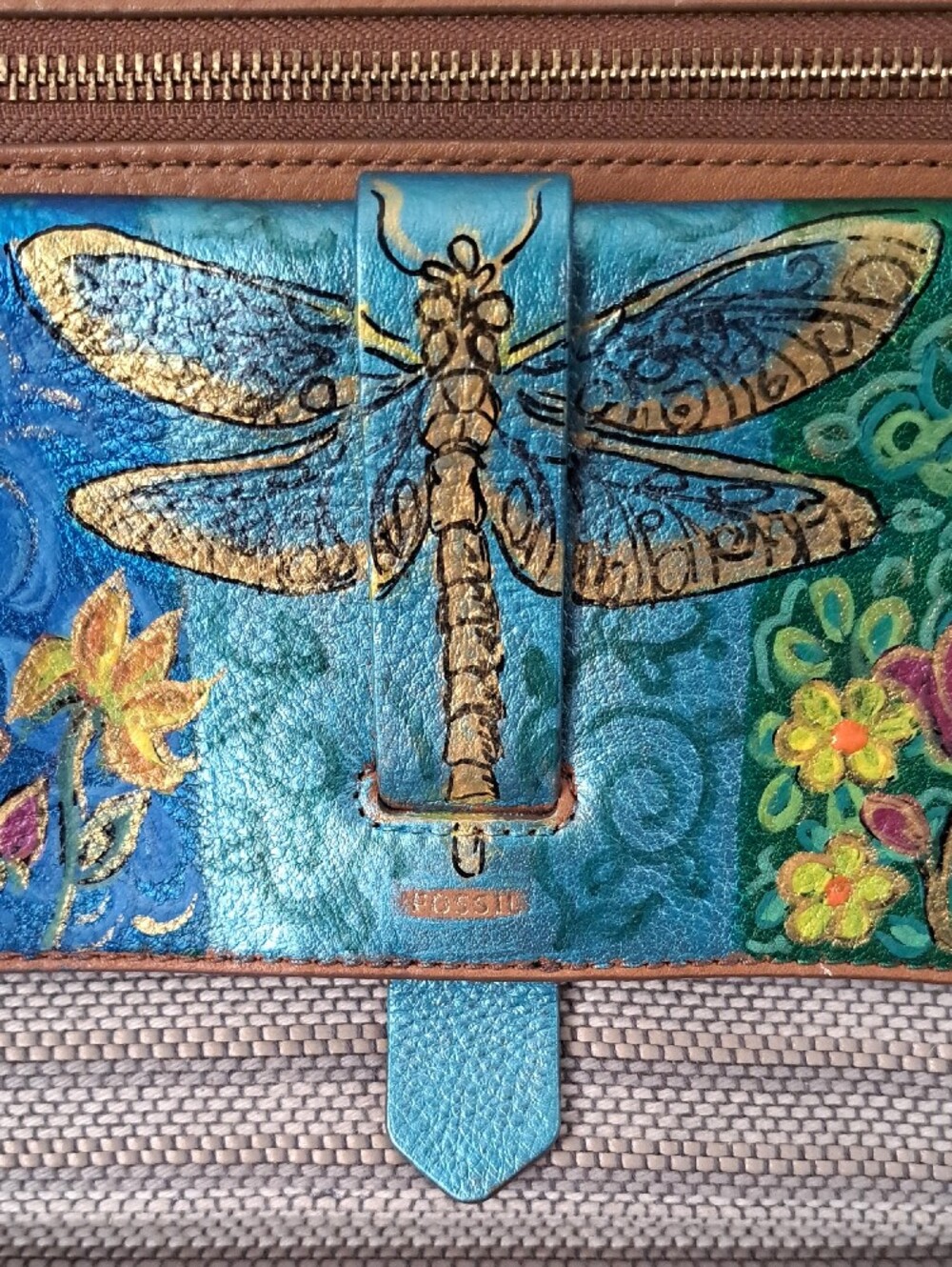 Hand Crafted Painted Bright Blue Dragonfly Floral Woven Crossbody Bag - Picture 4 of 16
